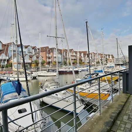 City Marina, Cm22a Semesterbostad